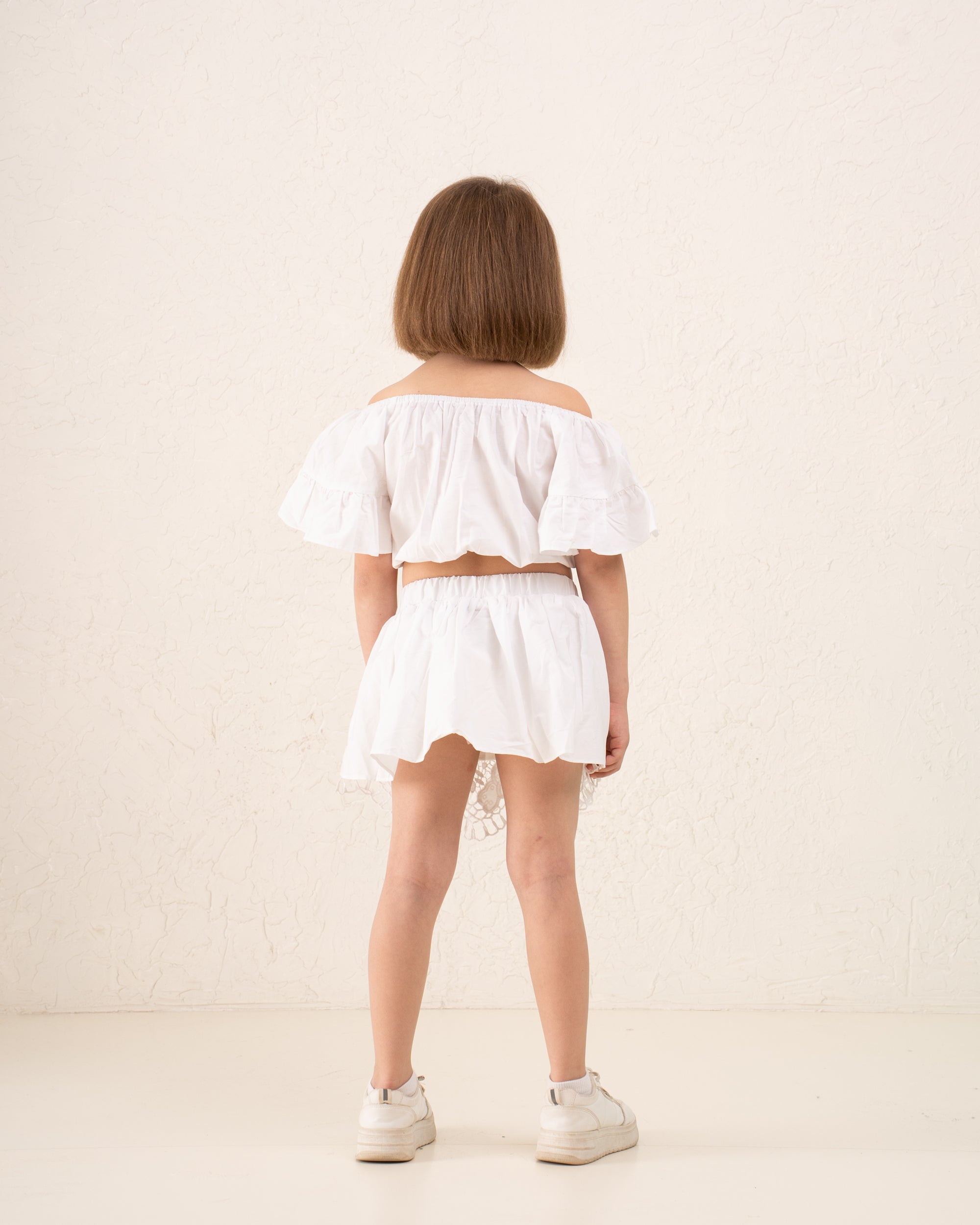 Girl embroidered skirt
