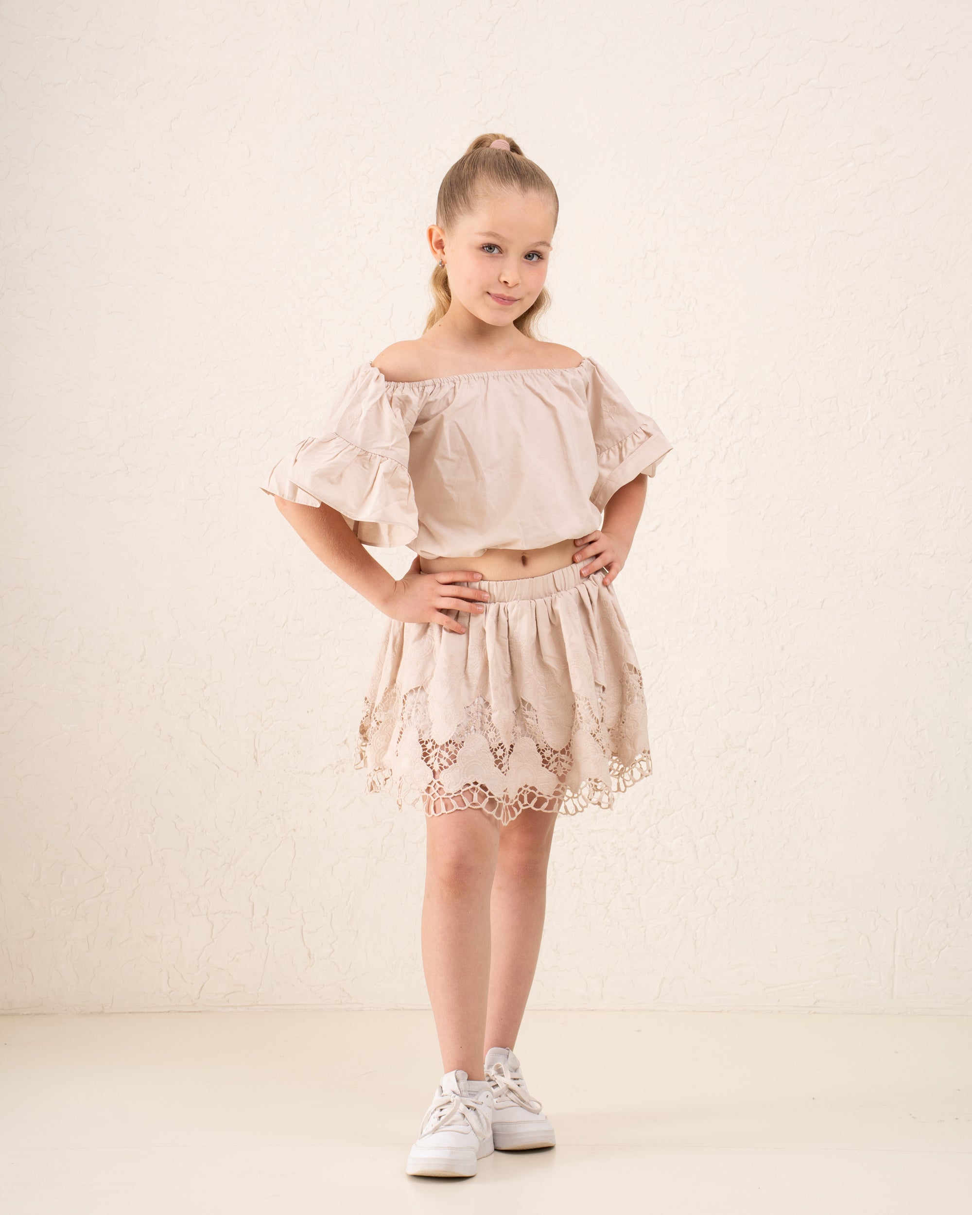 Girl embroidered skirt
