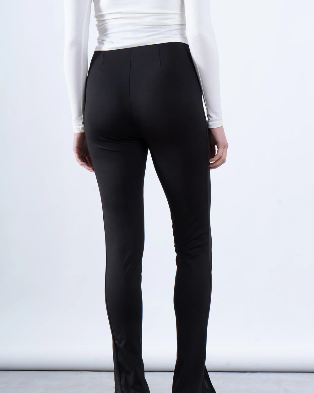 Front Slit Leggings - Venti