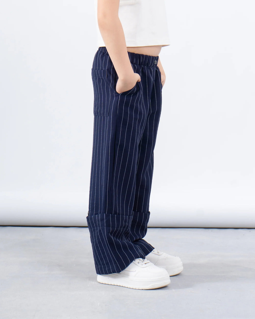Pinstripe Wide-Leg Fold Leg Pants - Venti