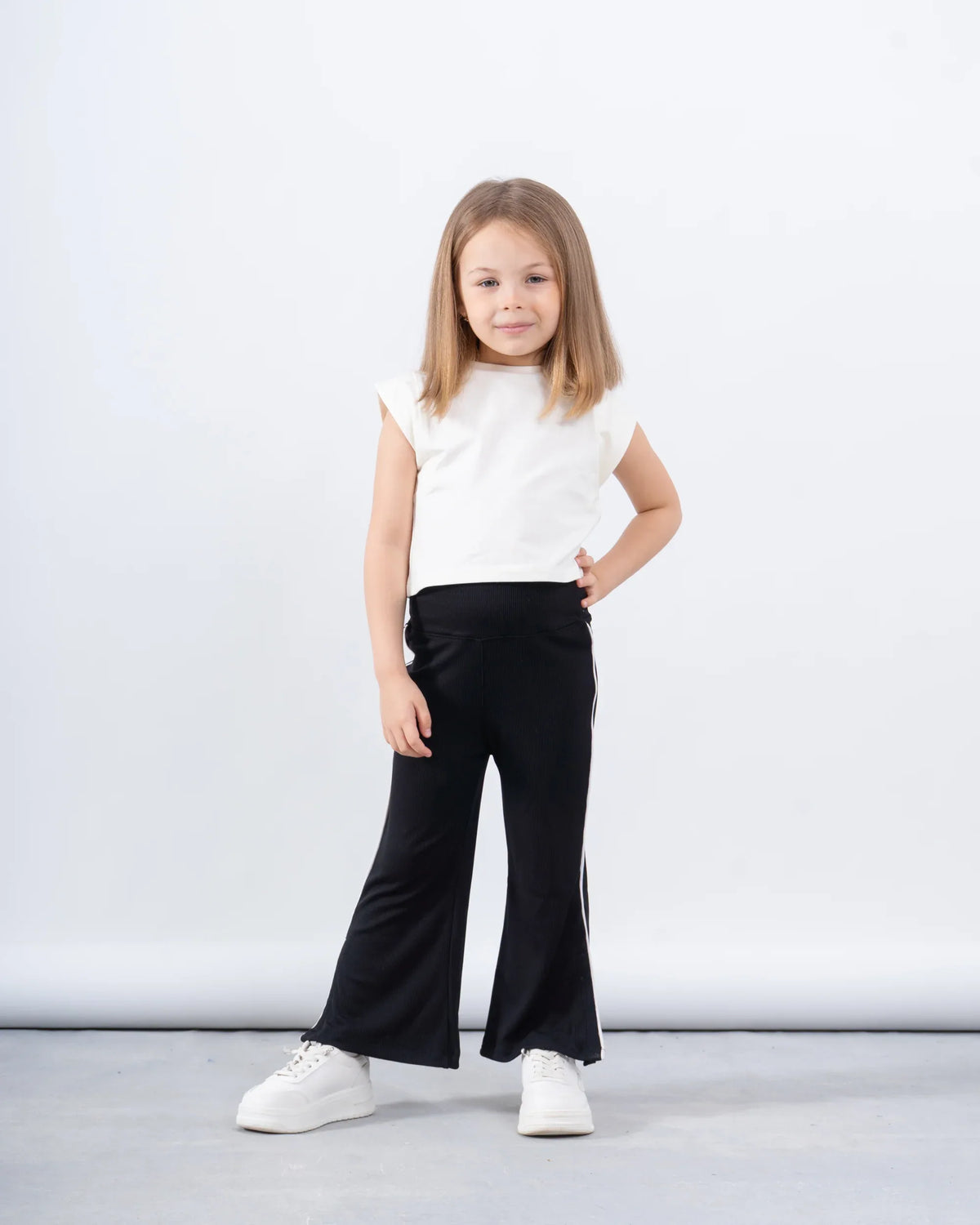Ribbed Flared Pants With Side Slit - Venti
