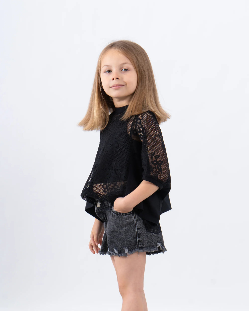 Lace Relaxed-Fit Top - Venti